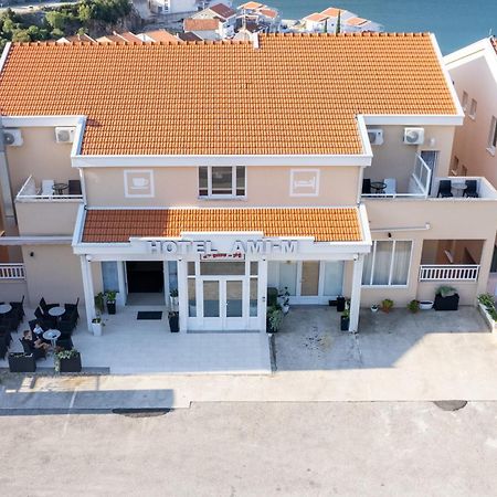 Hotel Ami - M Neum Kültér fotó